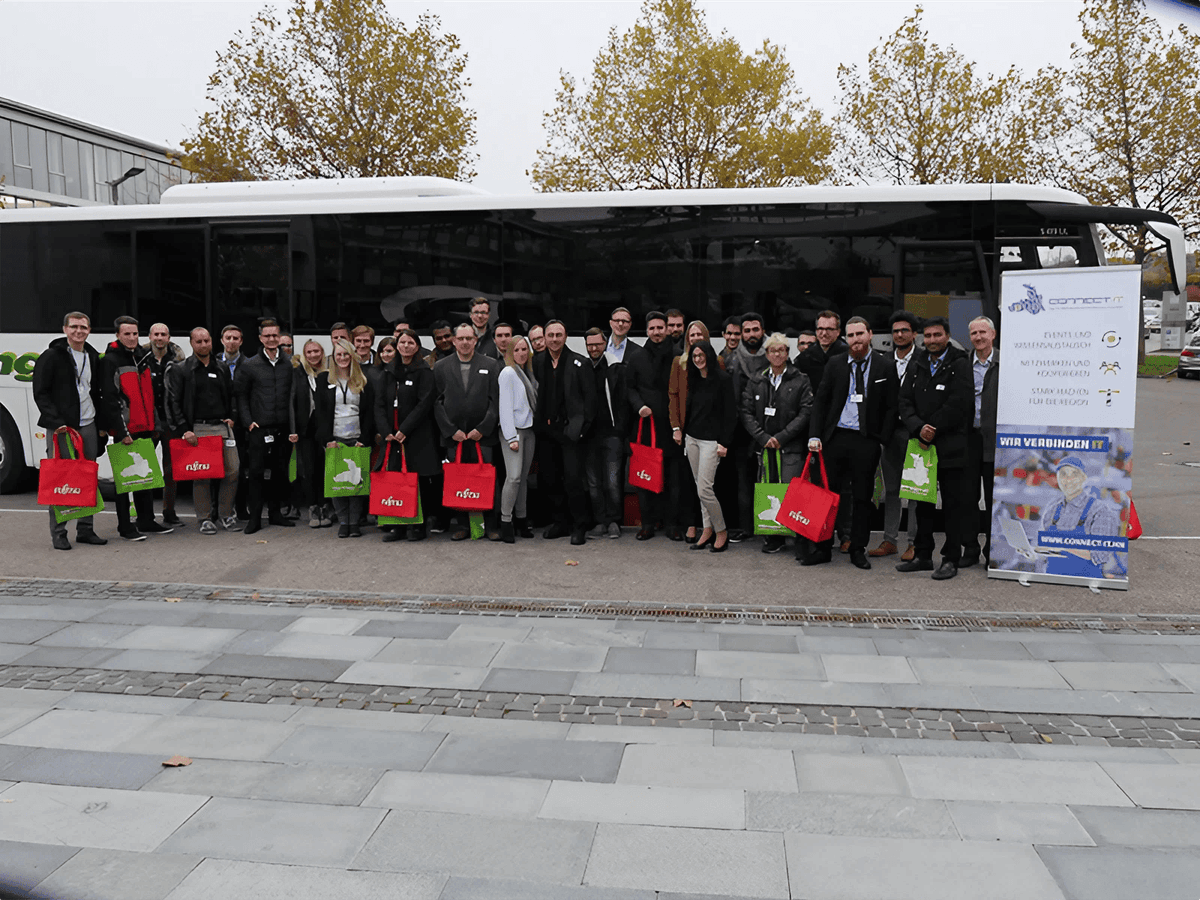 IT-Jobshuttle-2016-Gruppenfoto.png